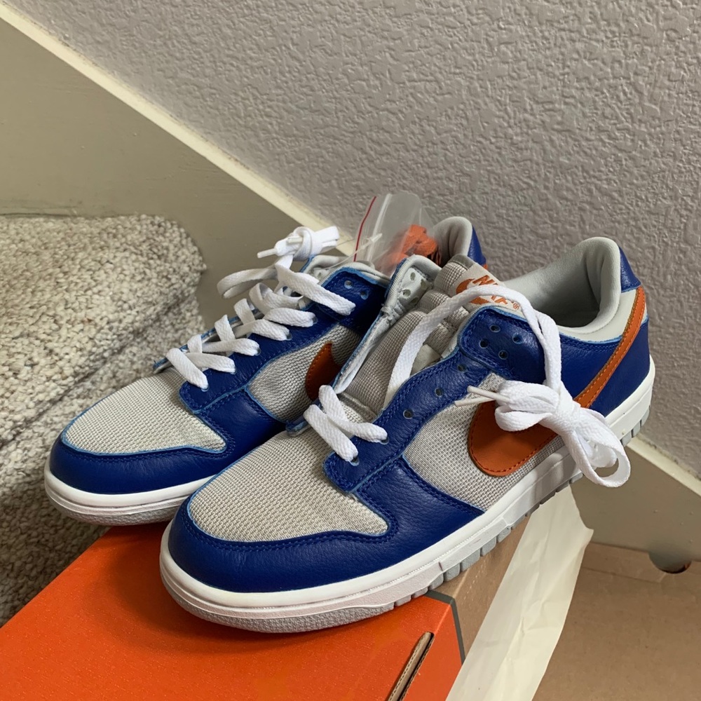 Nike Vintage Dunk Low Pro Knicks Shoes